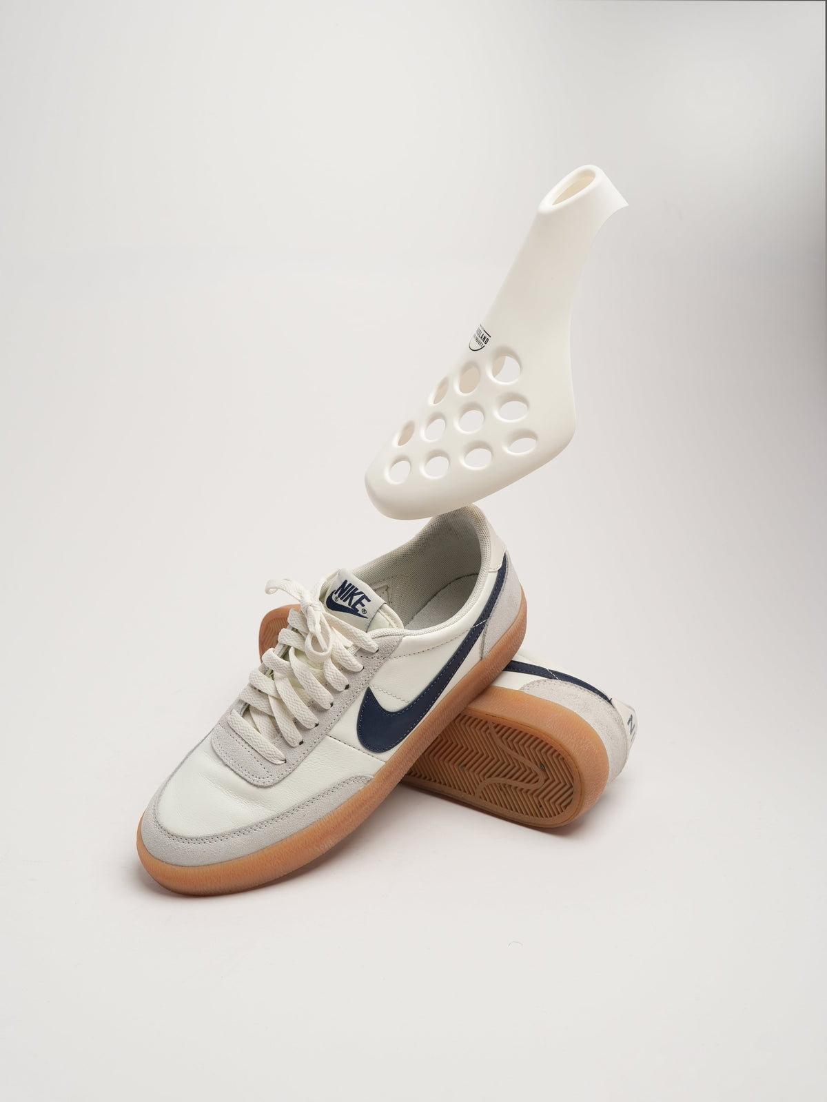 Fresh Flow Shoe Trees for Sneakers, Dress Shoes and Boots